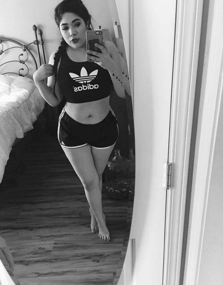 Instahavala321 model top bilder