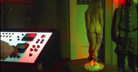 Dominique Swain exklusive schöne fotos