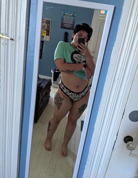 basilbabyy pornostar nackte galerie