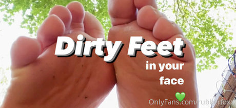 rubberfoxx nacktheit perfekte galerie