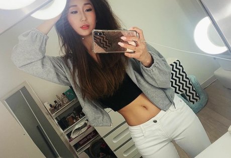 Jinnnyk heiße schöne galerien