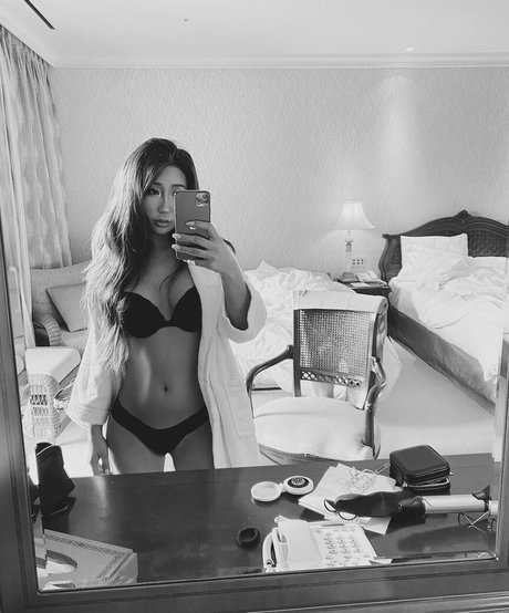 Jinnnyk porno beste foto