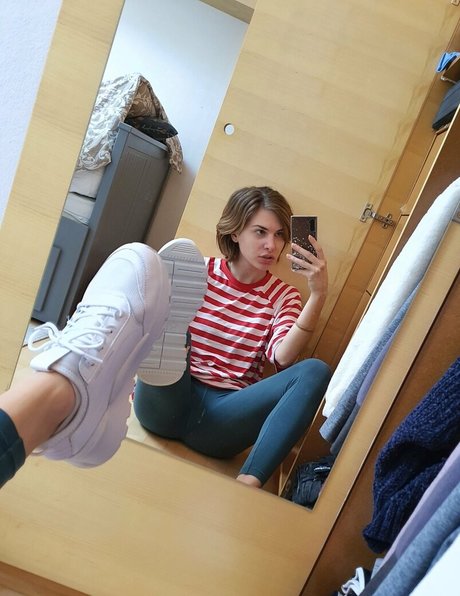 kikigoddess freie sexy foto