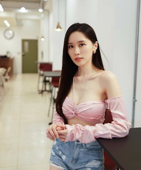 Vanessa Only4567 pornostar nackten bild