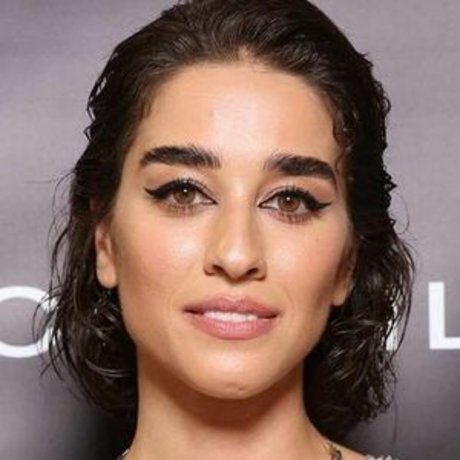 Simona Tabasco top erwachsene galerie