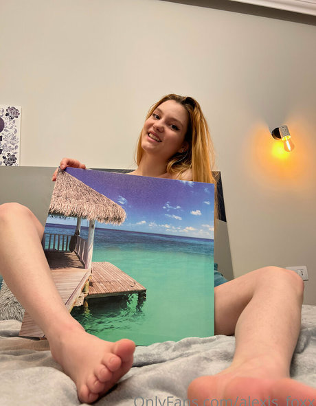 alexisfoxxie schauspielerin xxx bild