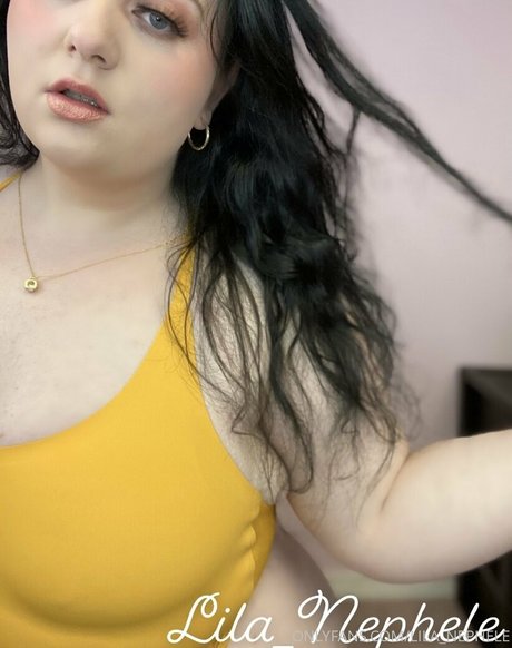 lila nephele pornographische pornostar archiv