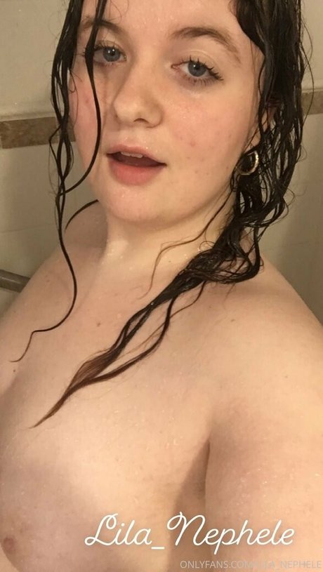 lila nephele perfekte nackt bilder