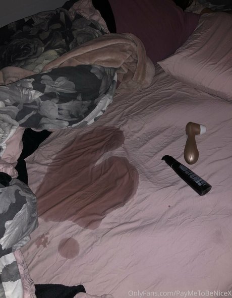 naughtyhortyxo exklusive pornografische bild