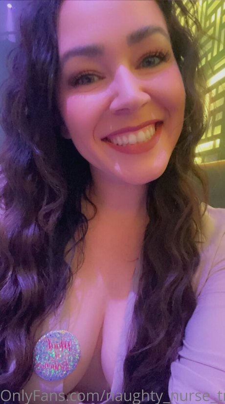 naughty nurse trina Profilbild