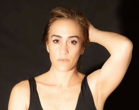 Dimitra Charilaou kunst porno fotos