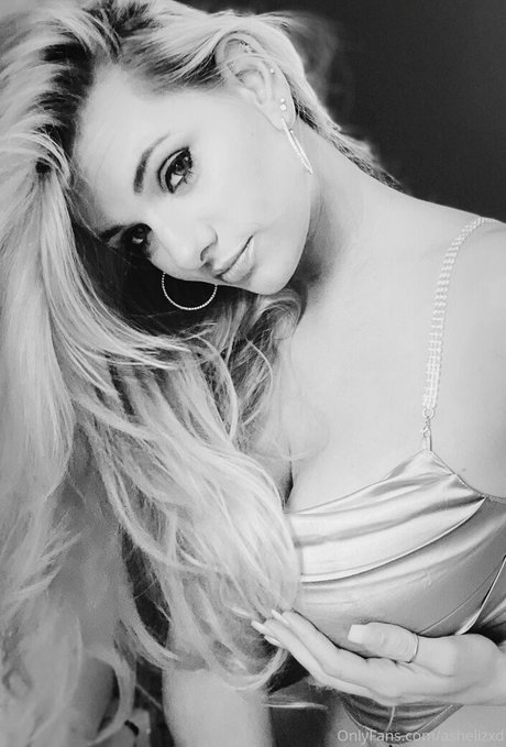 ashelizxd porno galerie