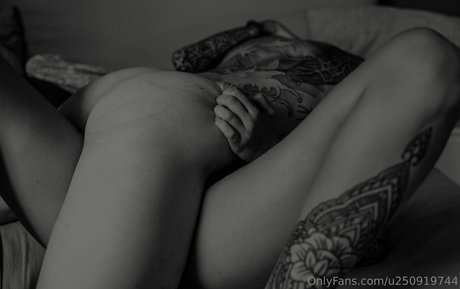 sarahmeeeow exklusive schöne fotos