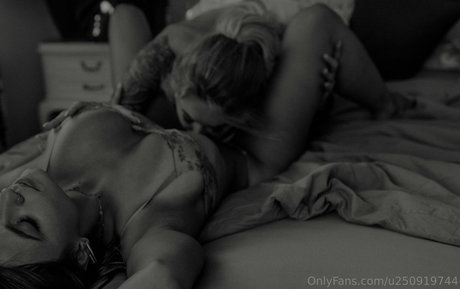 sarahmeeeow kostenlose heiße foto