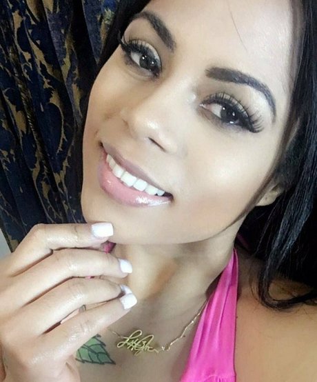 Strella Katt erotische hübsche galerien