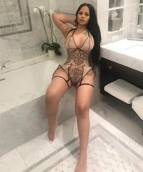 Strella Katt kostenlose pornographische fotos