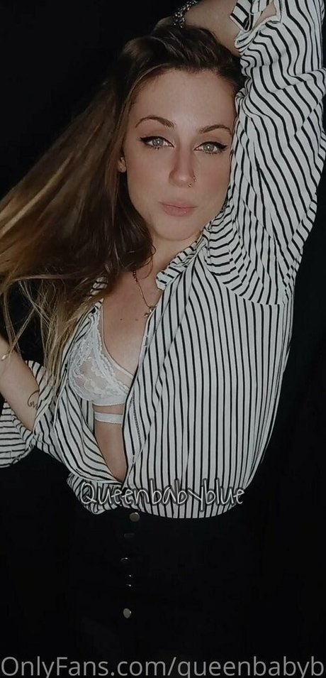 queenbabybluee Bilder