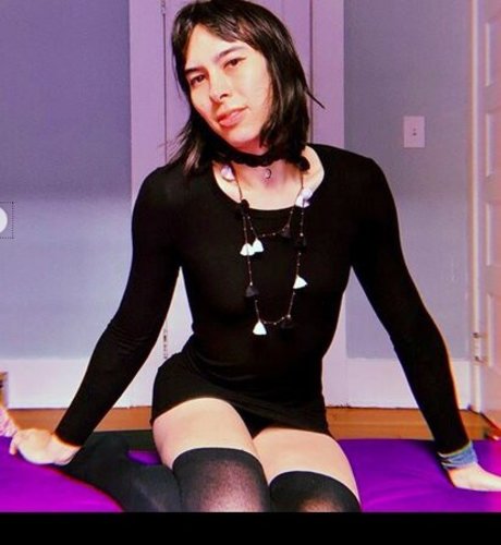 Ashley Adamson xxx top foto