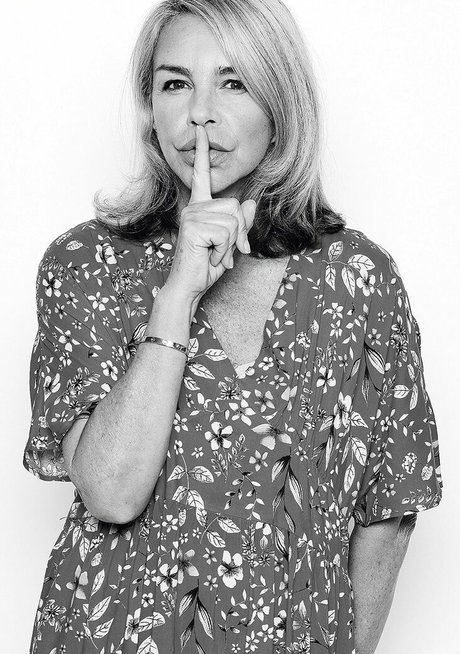 Leslie Ash erotische nackt bild