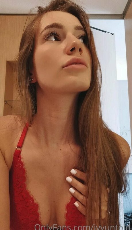 Ivyuntold erotische heiße bilder