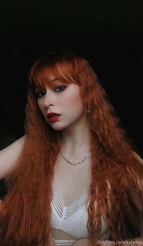 kyriefox schöne nackte galerie