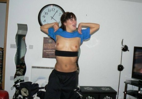 Loui Batley pornostar bilder