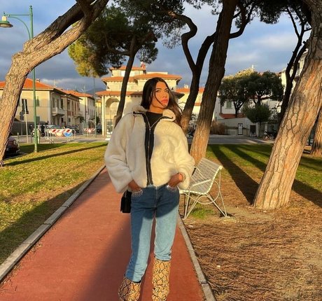 Valentina Venturi erotische kunst fotos