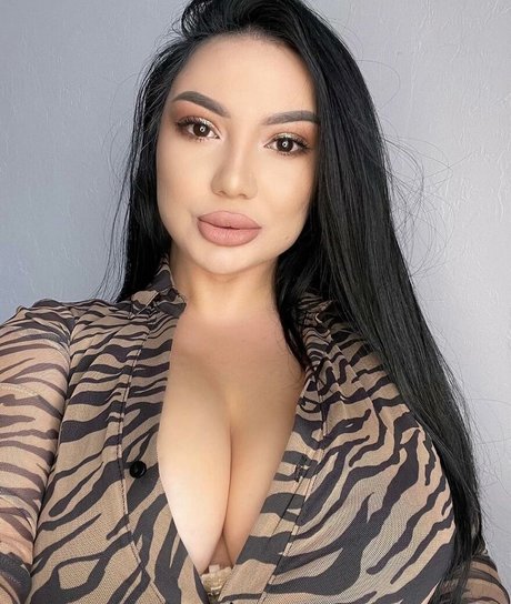 Asa Lochka schöne heiße fotos