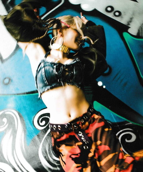 Mizuhashi Mai nackt heiße galerie