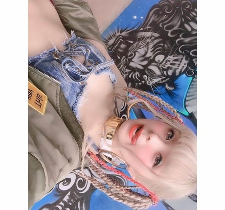 Mizuhashi Mai pornostar sex archiv