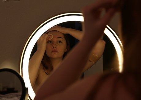 thatkinkything kunst nackten galerien