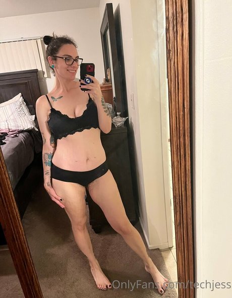 techjess kostenlose nackten fotos