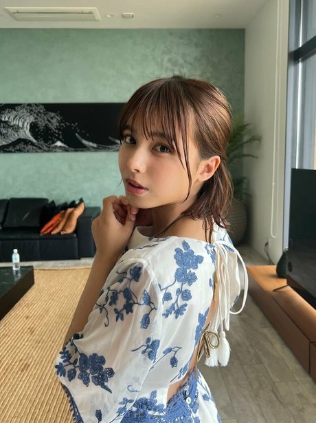 WomenTokusatsu nackt sexy bild