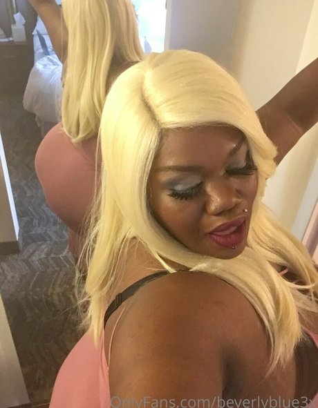 beverlyblue3x xxx hübsche bild