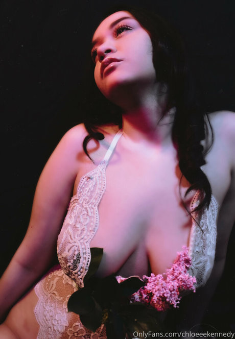 chloeeekennedy kunst pornostar fotos