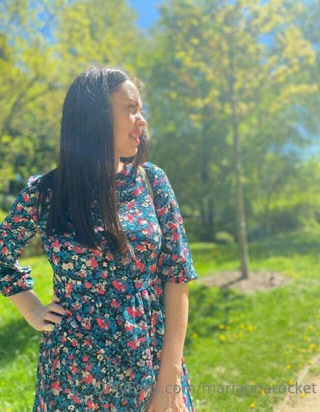 mariannarocket model erotische fotos