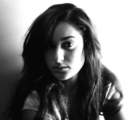 Amina Khalil sexy kunst bilder