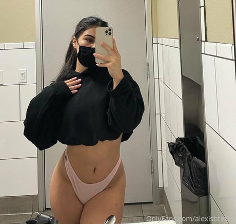 alexistelles schauspielerin erotische fotos