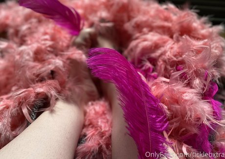 ticklebxtra erotische nackte archiv