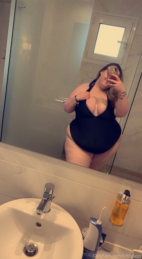 kittypiggy nackt exklusive bilder