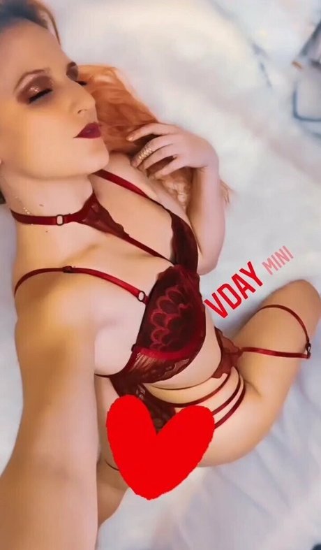 spicywookiee pornostar nette galerien