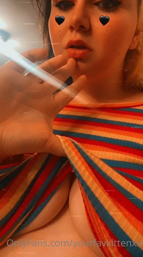 yourfavkittenxx pornostar sex bild