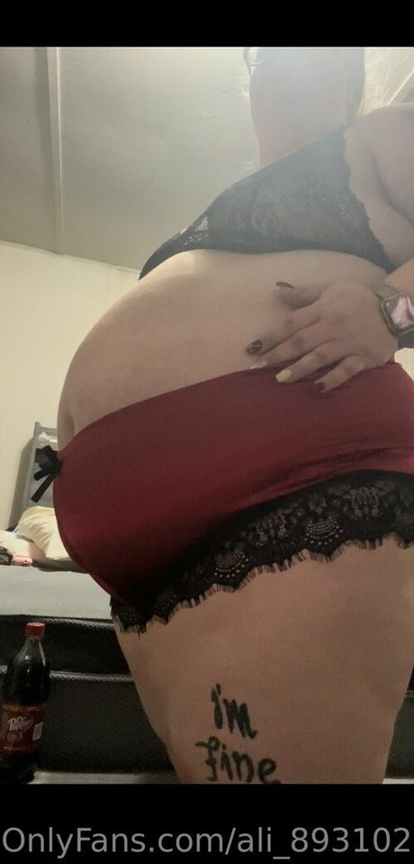 ali 893102 heiße nackt galerie