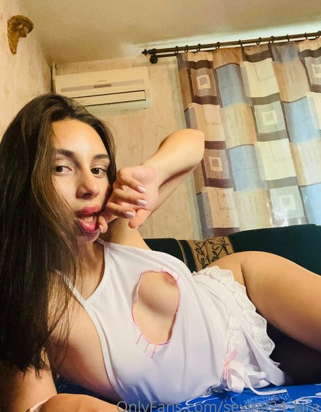 sexing24 kira model nackt galerie