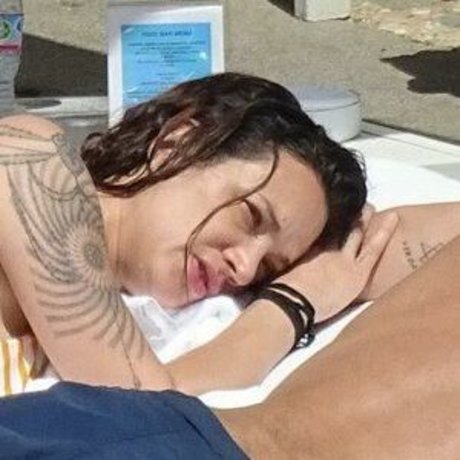 Asia Argento perfekte xxx galerien