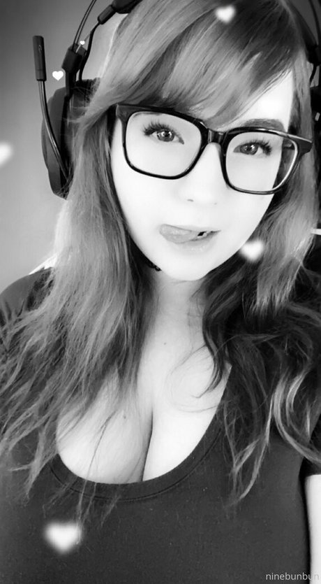 freebunbun schauspielerin sexy archiv