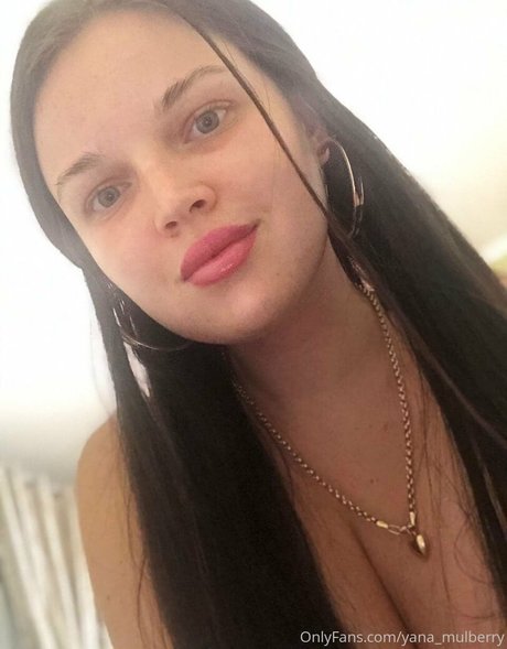 yanamulberry exklusive sex bild