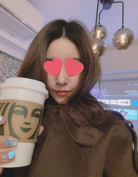 Yuzuto1123 nacktheit erwachsene galerie