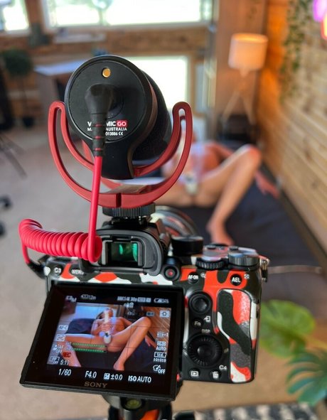 hardpaxperryxxx schauspielerin akt galerien