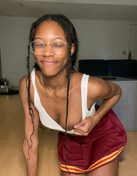 blackandyellownsfw Profilbild